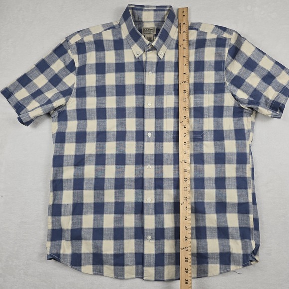 LL Bean Traditional Fit Short Sleeve Shirt Men's Medium Blue Plaid Stretch - Picture 4 of 5